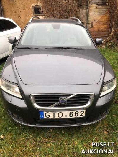 Keleivinis automobilis Volvo V50 dyzelinas 2013 m. parduodamas aukcione 1500 EUR