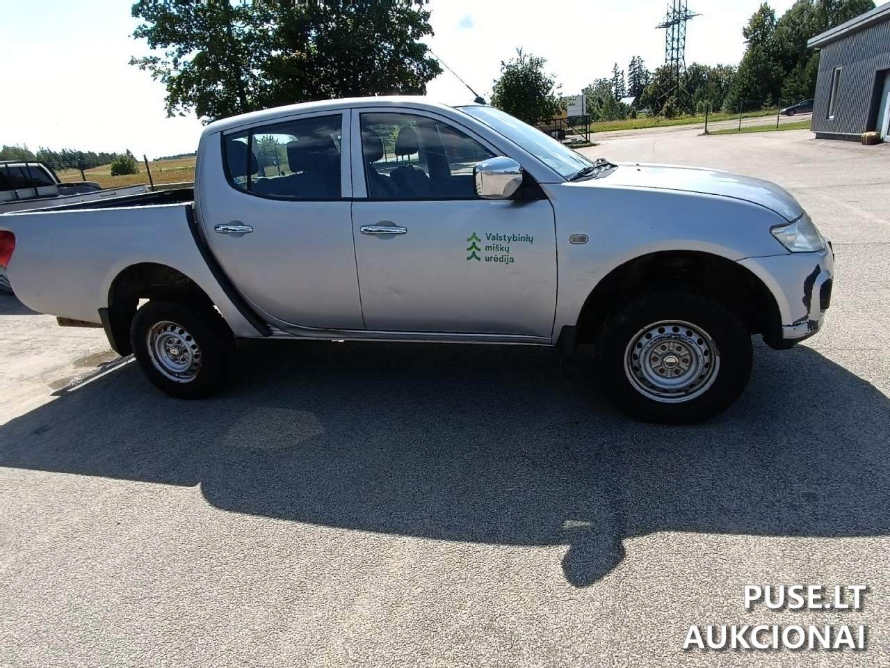 Lengvasis automobilis MITSUBISHI L200 Inv. nr. 35-1-24-48 Traktoriai, savaeigės mašinos, priekabos, puspriekabės 3