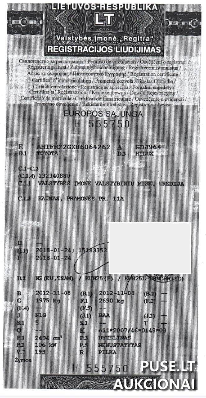 Lengvasis automobilis TOYOTA HILUX Inv. nr. 32-26010359 Traktoriai, savaeigės mašinos, priekabos, puspriekabės 1