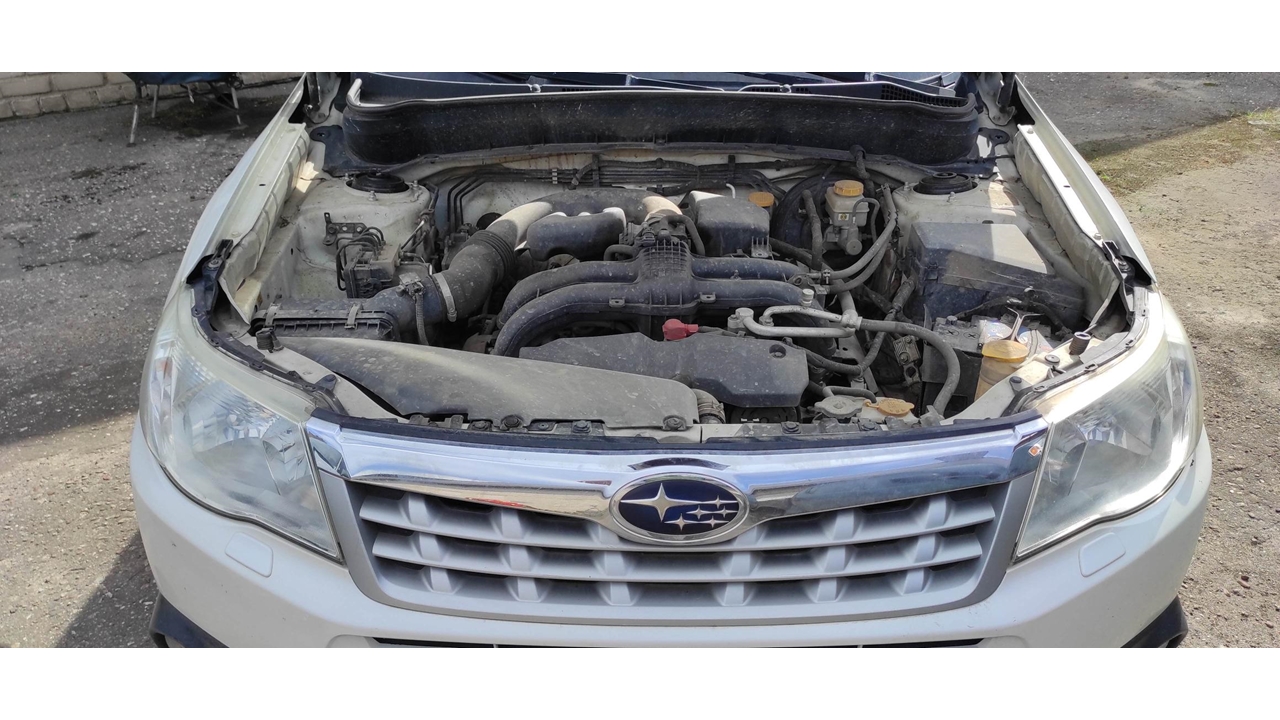 Lengvasis automobilis	SUBARU	FORESTER Inv. nr.17-02126588 Traktoriai, savaeigės mašinos, priekabos, puspriekabės 7
