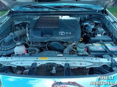 Parduodama 2013 m. Toyota Hilux pikapas aukcione nuo 6230 EUR - Puikus techninis stovis variklis