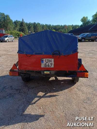 Parduodama lengvoji priekaba BELAZ per 2004 m. aukcioną, pradinė kaina 140 EUR