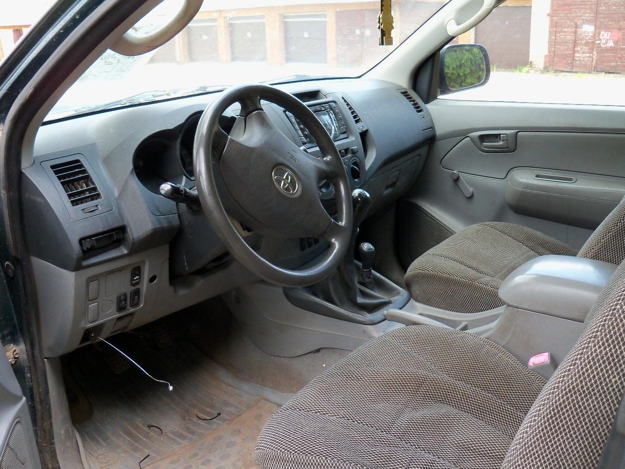 Lengvasis automobilis TOYOTA HILUX Inv. Nr. 11-46938 Traktoriai, savaeigės mašinos, priekabos, puspriekabės 3