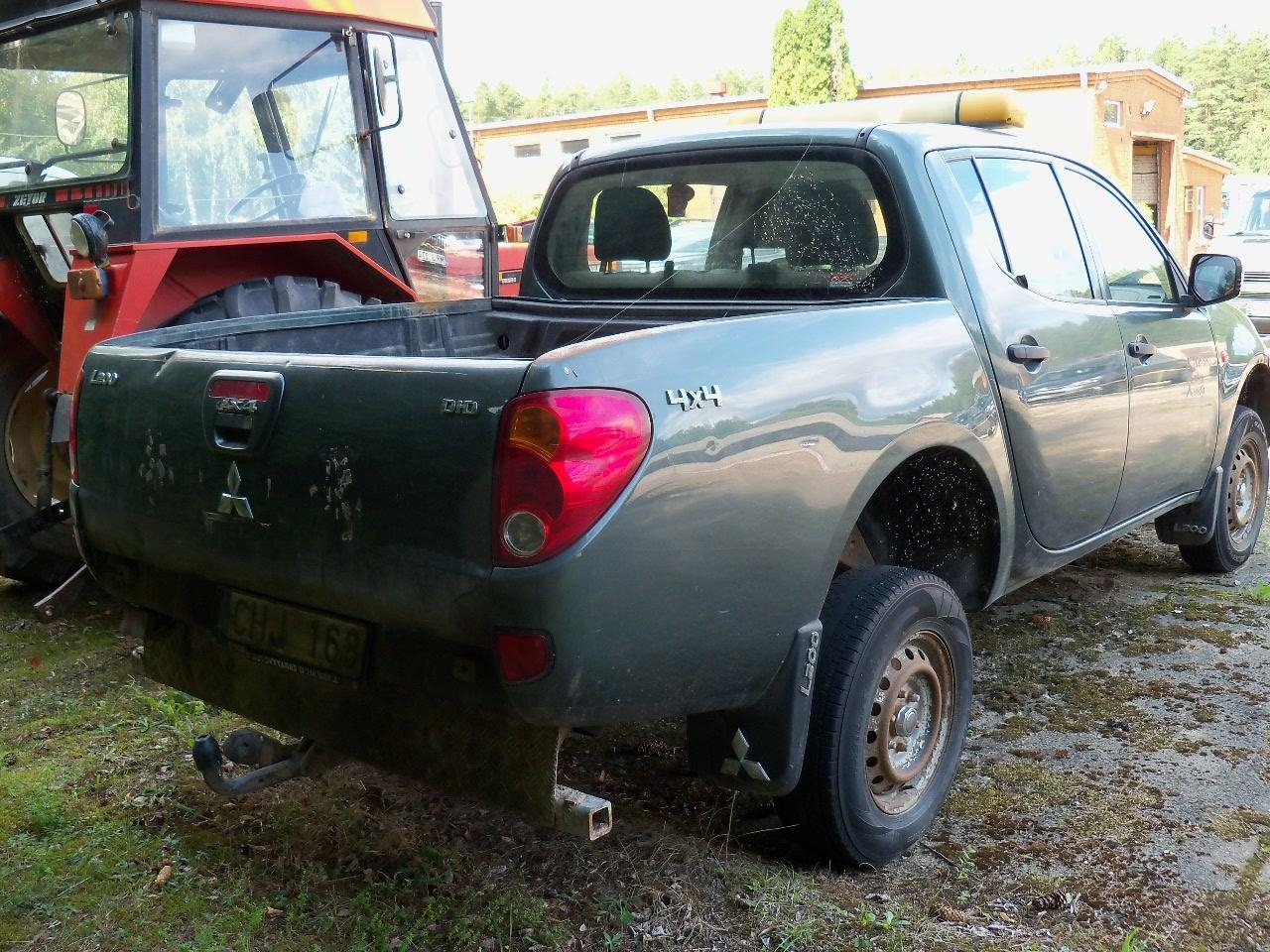 Lengvasis automobilis	MITSUBISHI	L200 Inv. nr. 05-0741-1 Traktoriai, savaeigės mašinos, priekabos, puspriekabės 6