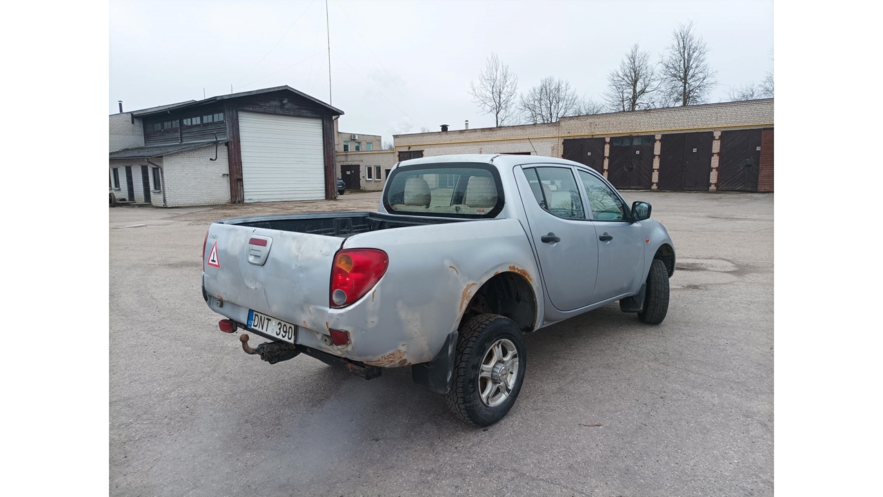 Lengvasis automobilis Mitsubishi L200 Inv. nr. 03-2186 Traktoriai, savaeigės mašinos, priekabos, puspriekabės 6