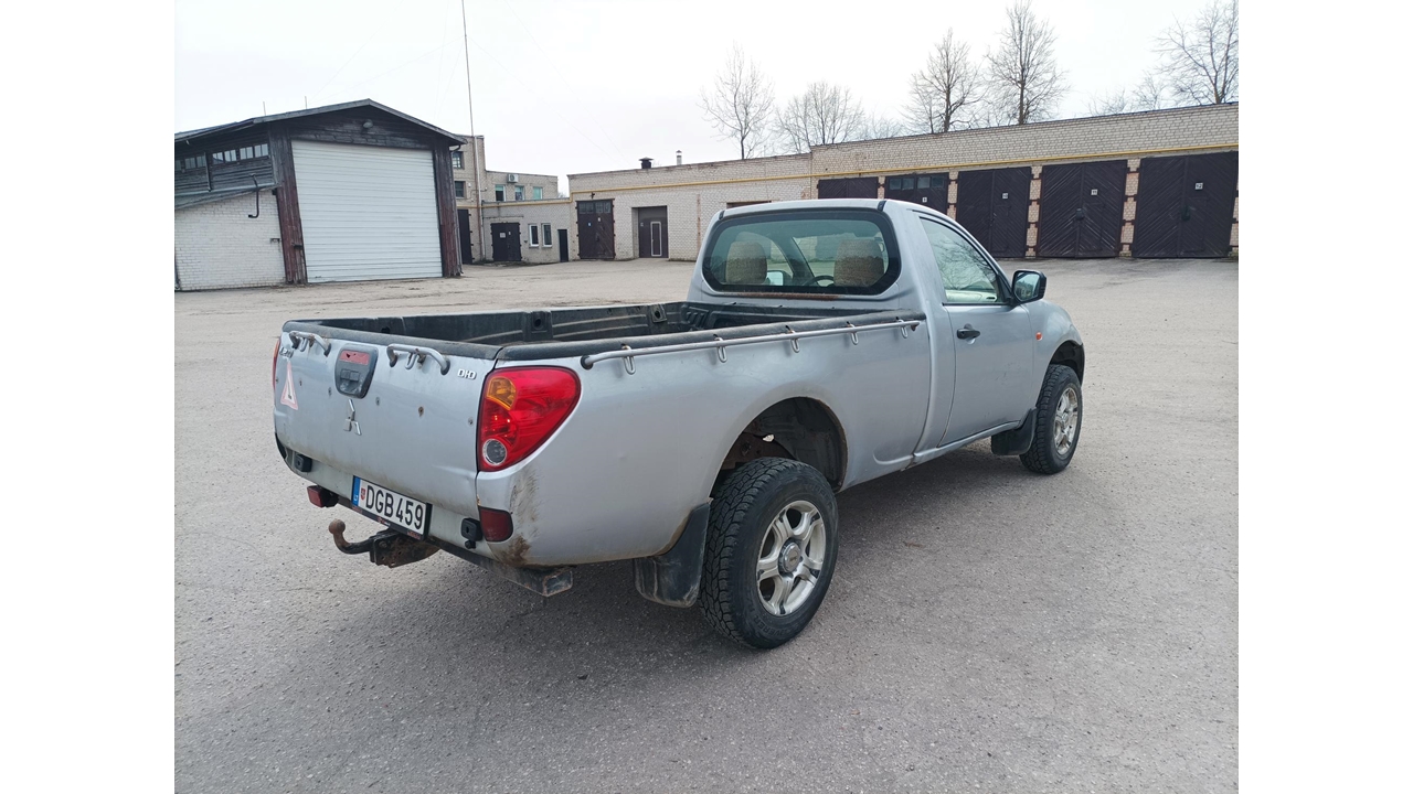 Lengvasis automobilis Mitsubishi L200 Inv. Nr.03-2145 Traktoriai, savaeigės mašinos, priekabos, puspriekabės 6