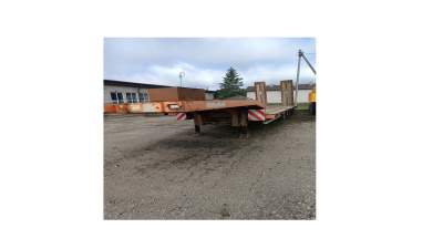 Puspriekabė-tralas SCHWARZMULLER STU3-ZVN parduodamas aukcione nuo 6190 EUR
