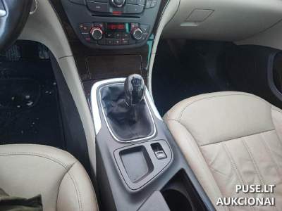 Lengvasis automobilis Opel Insignia Klaipėdoje 2011 m. dyzelis nuo 600 EUR aukcione