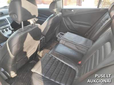 Parduodamas VW Passat 2005m benzininis automobilis Klaipėdoje, pradinė kaina 200 EUR Tarpininkaujant UAB "Ibaltika"