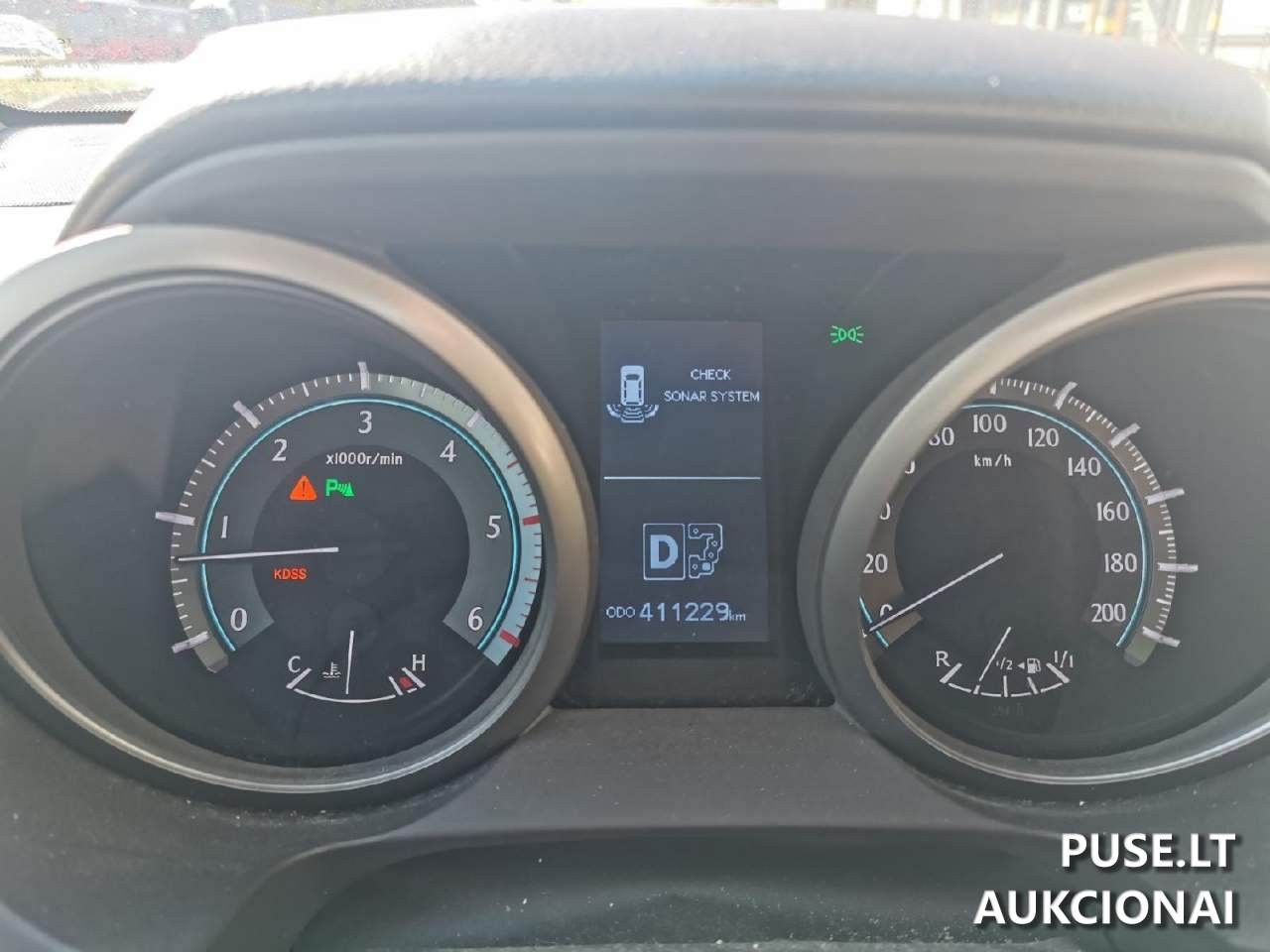 Toyota Land Cruiser Keleivinis automobilis 2