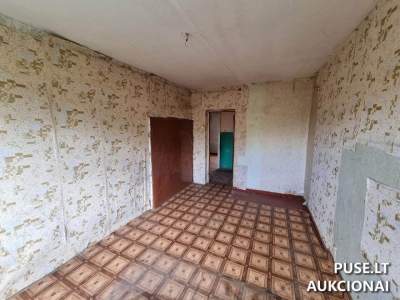 Parduodamas 52 kv.m butas Plungės rajone, Šateikių seniūnijoje, pradinė kaina 2368 EUR