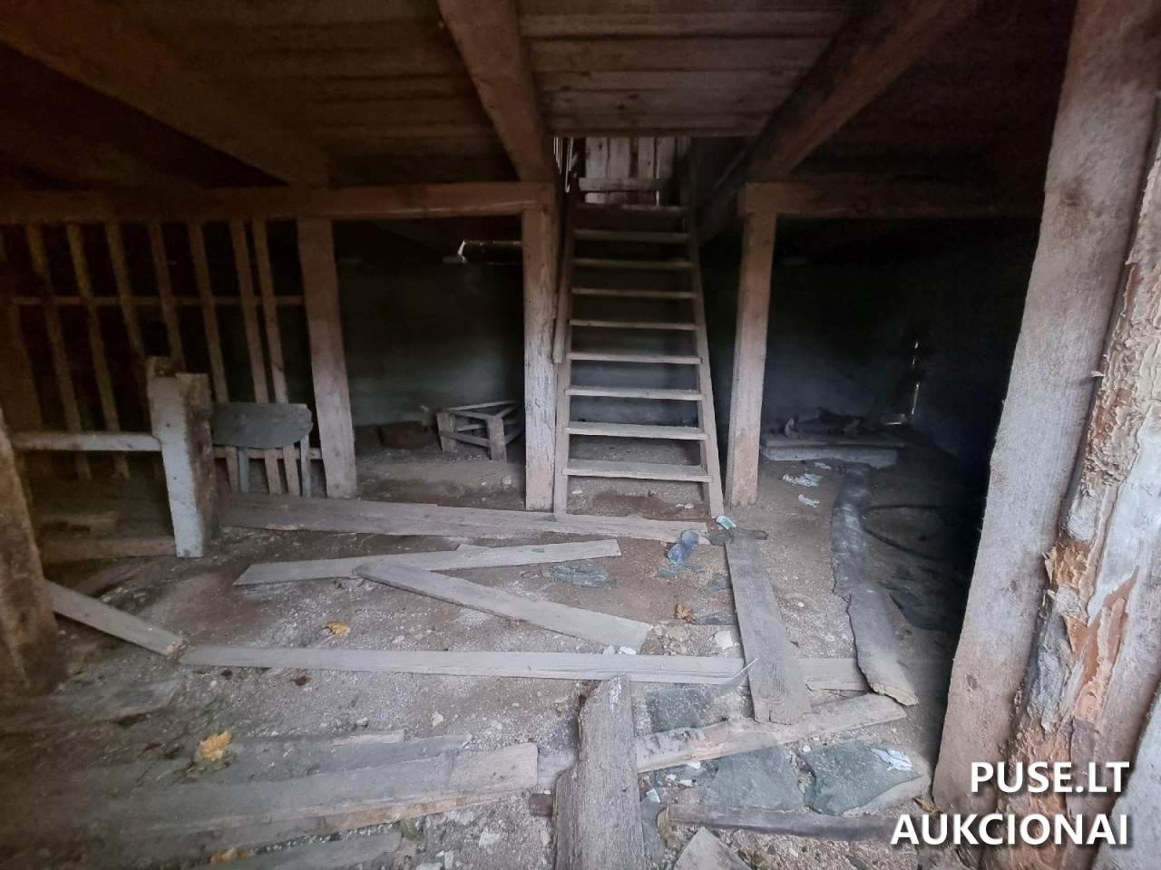 Grūdų malūnas Pastatai Vingio g. 18, 90424 Gilaičiai, Platelių sen., Plungės r. sav. 4