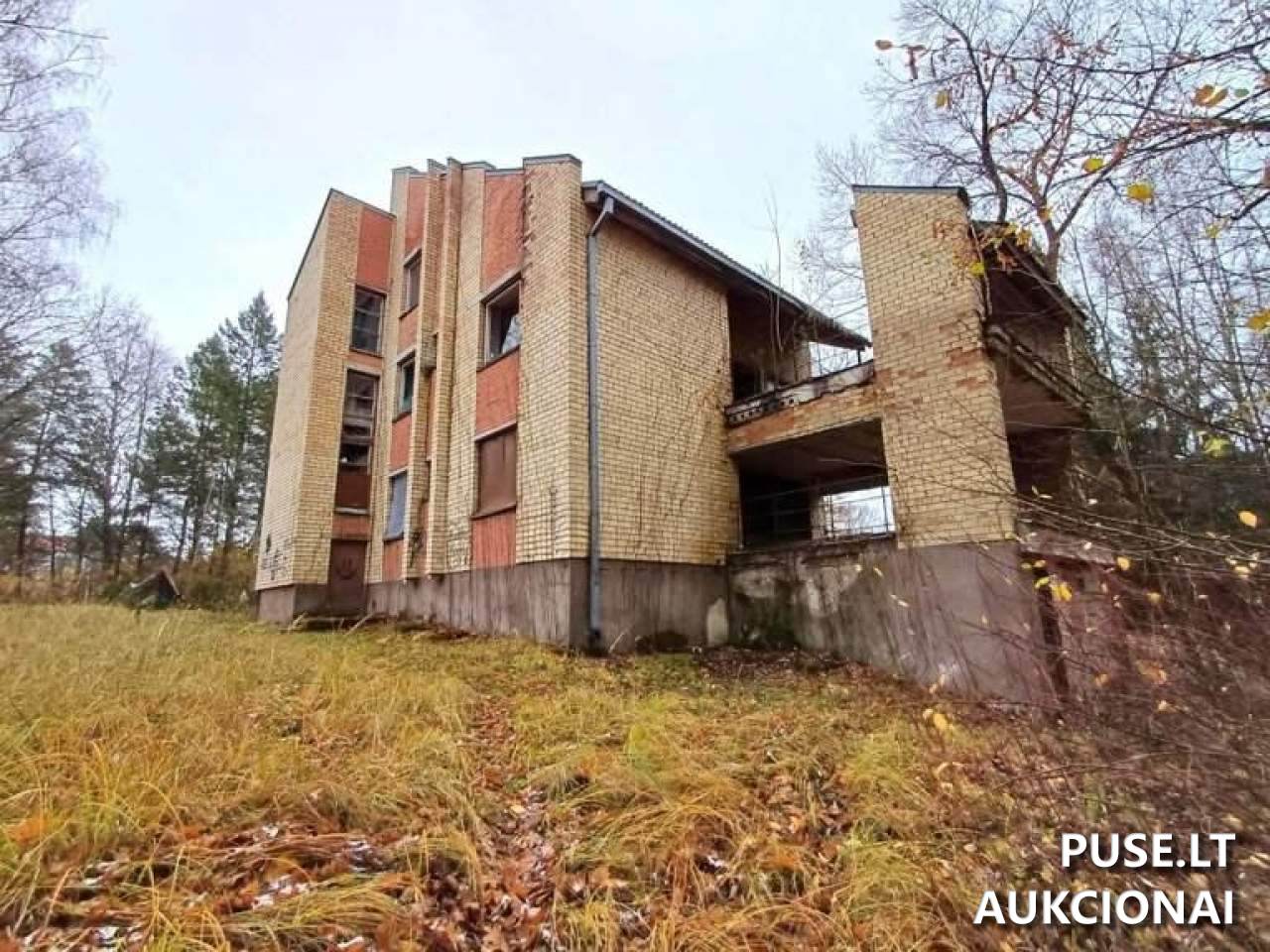 Medžioklės laboratorija Pastatai Girionių g. 2, 53101 Girionys, Samylų sen., Kauno r. sav. 2