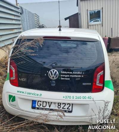 Parduodamas nevažiuojantis VW UP automobilis, pradinė kaina 852 EUR, aukcionas baigiasi 2025-02-13
