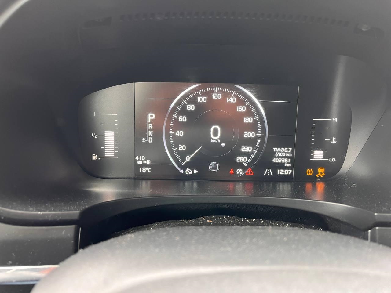 Automobilis Volvo V90 Keleivinis automobilis 1