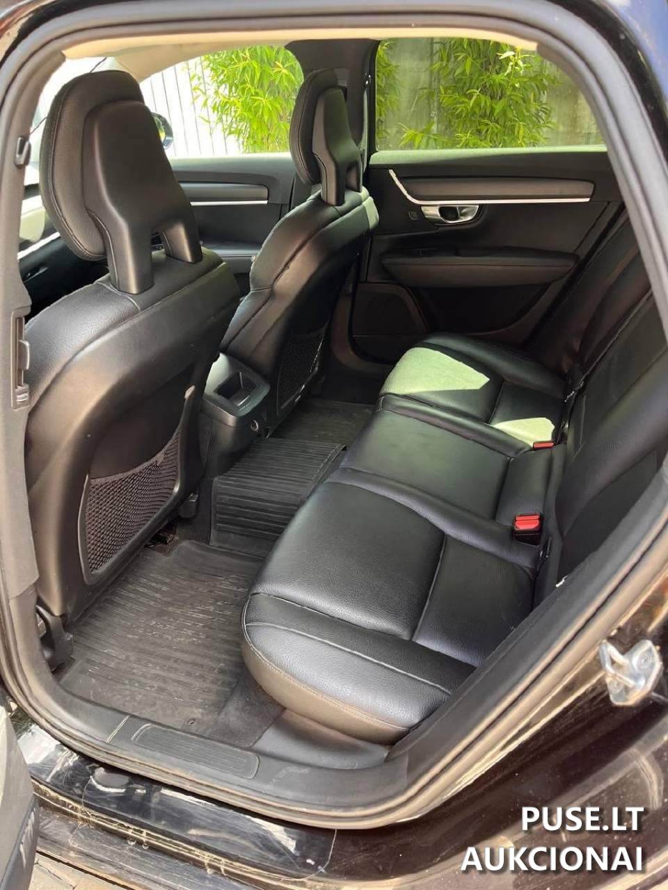 Automobilis Volvo V90 Keleivinis automobilis 6