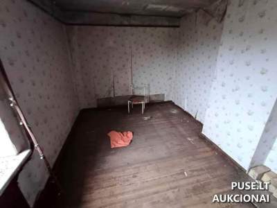 Butas Šiaulių rajone, Tulminų kaime, 56 kv. m, pradinė kaina 720 EUR, viešame Turto banko aukcione