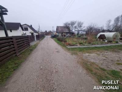 Parduodamas 1/1 žemės sklypas Klaipėdos rajone, Derceklių kaime, su statiniais, pradinė kaina 10960 EUR