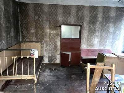 1/2 dalis buto Švenčionių rajone, Sarių kaime, 87.52 kv.m, pradinė kaina 7000 EUR