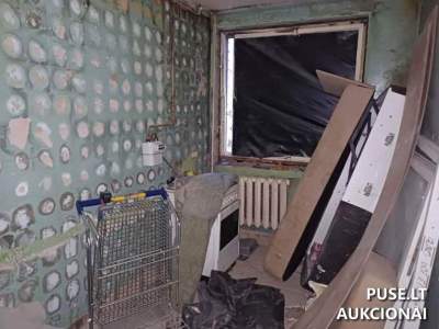 1/2 dalis buto su rūsiu Vilniuje, Pergalės g. 24, pradinė kaina 12000 EUR