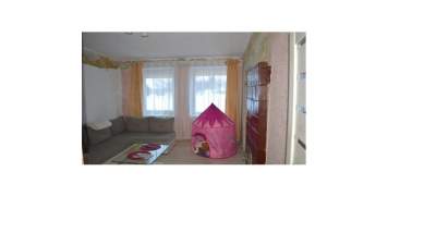 Trijų kambarių butas Rietave, Plungės g. 22, 47 kv.m, pradinė kaina 17280 EUR