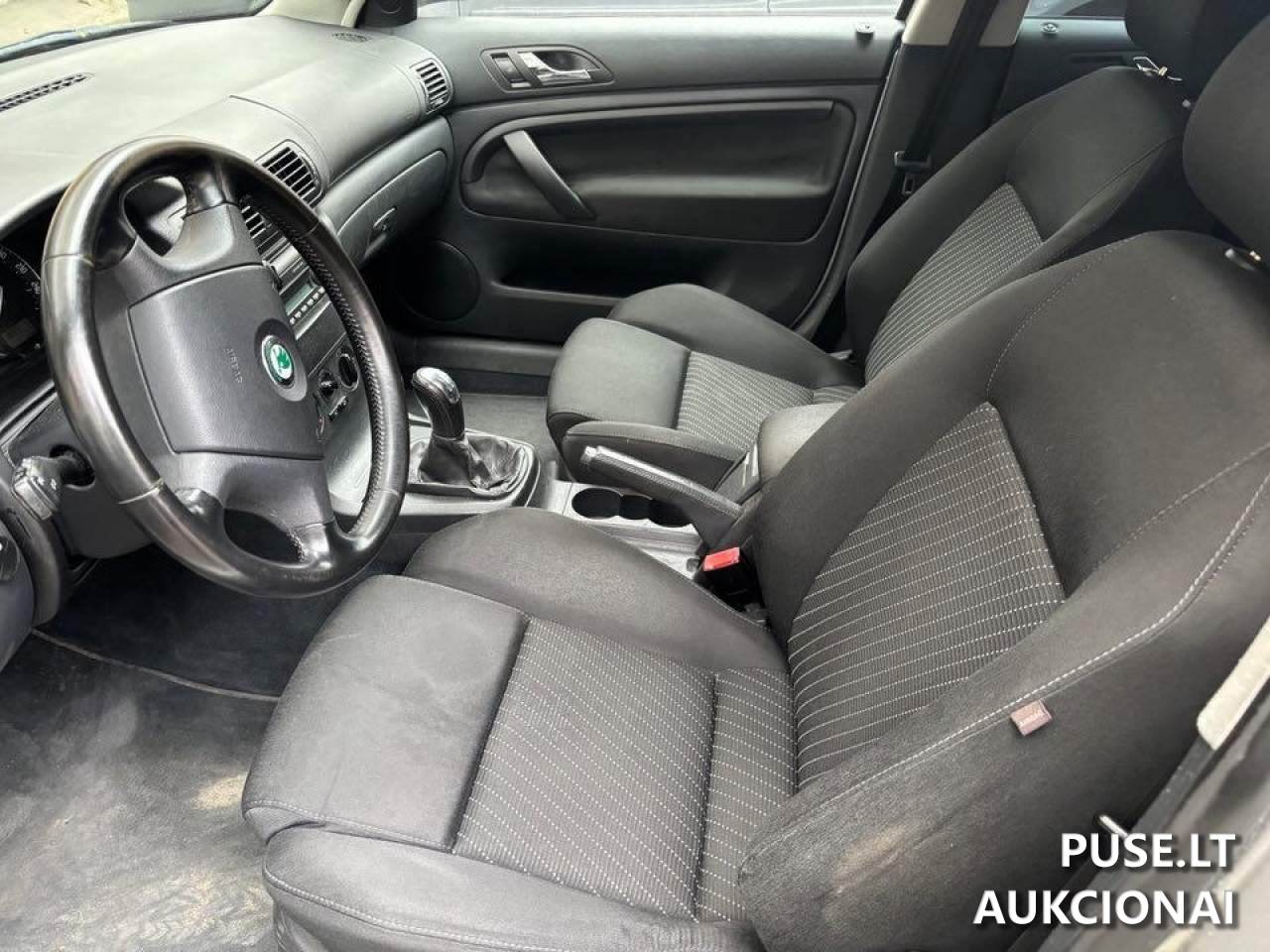 Škoda Superb Lengvasis automobilis 9