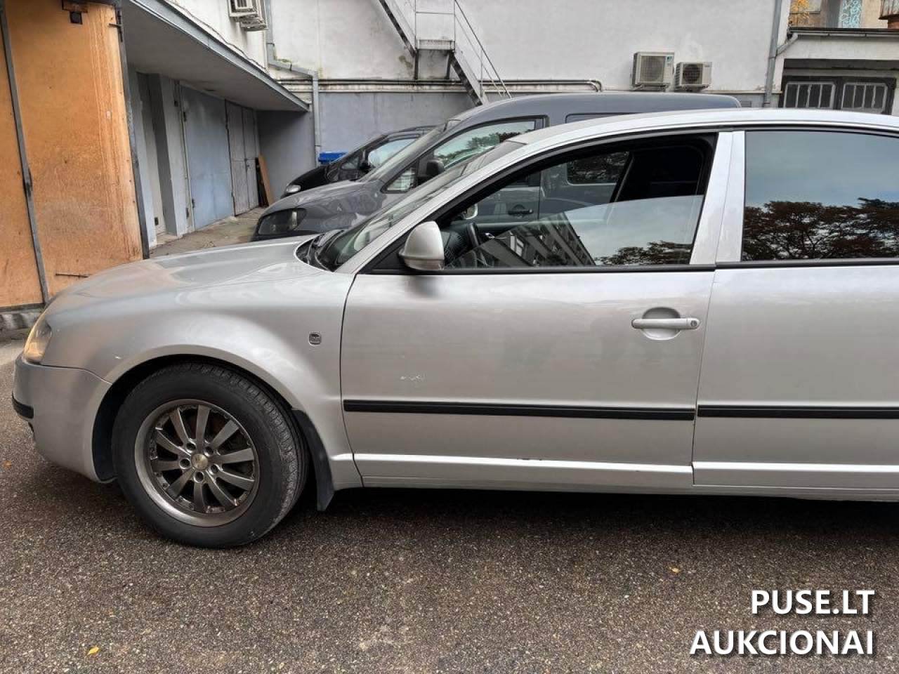 Škoda Superb Lengvasis automobilis 10