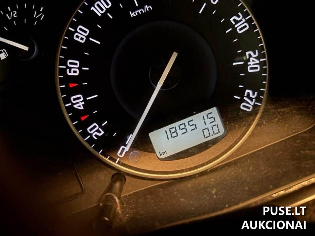Škoda Superb Lengvasis automobilis 13