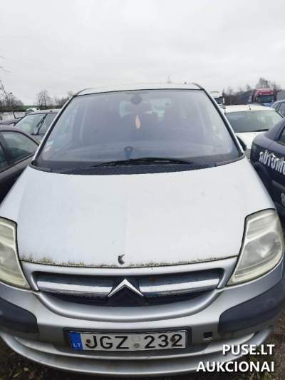 7 nebenaudojamų automobilių (metalo laužo) pardavimas Klaipėdoje nuo 1400 EUR pradinės kainos