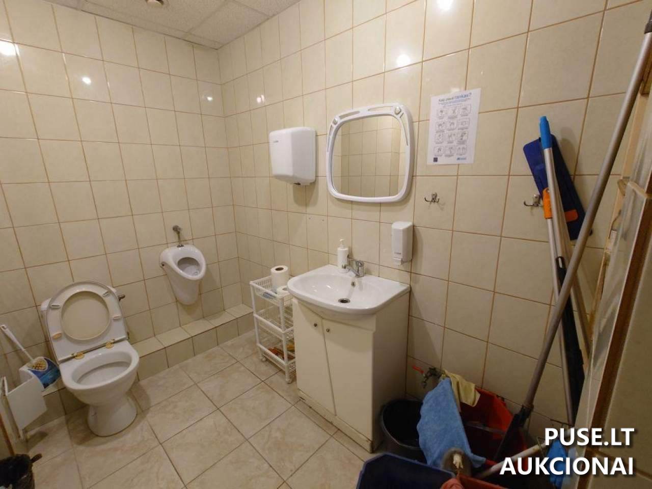 Administracinė patalpa Patalpos/Butai Bažnyčios g. 3, 71122 Šakiai, Šakių sen., Šakių r. sav. 3