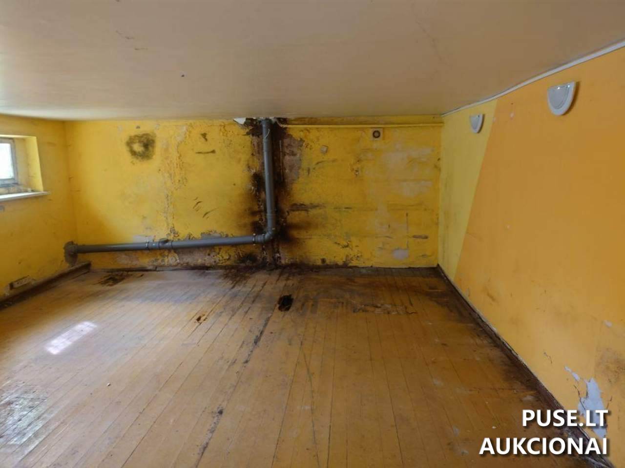 Administracinė patalpa Patalpos/Butai Bažnyčios g. 3, 71122 Šakiai, Šakių sen., Šakių r. sav. 6