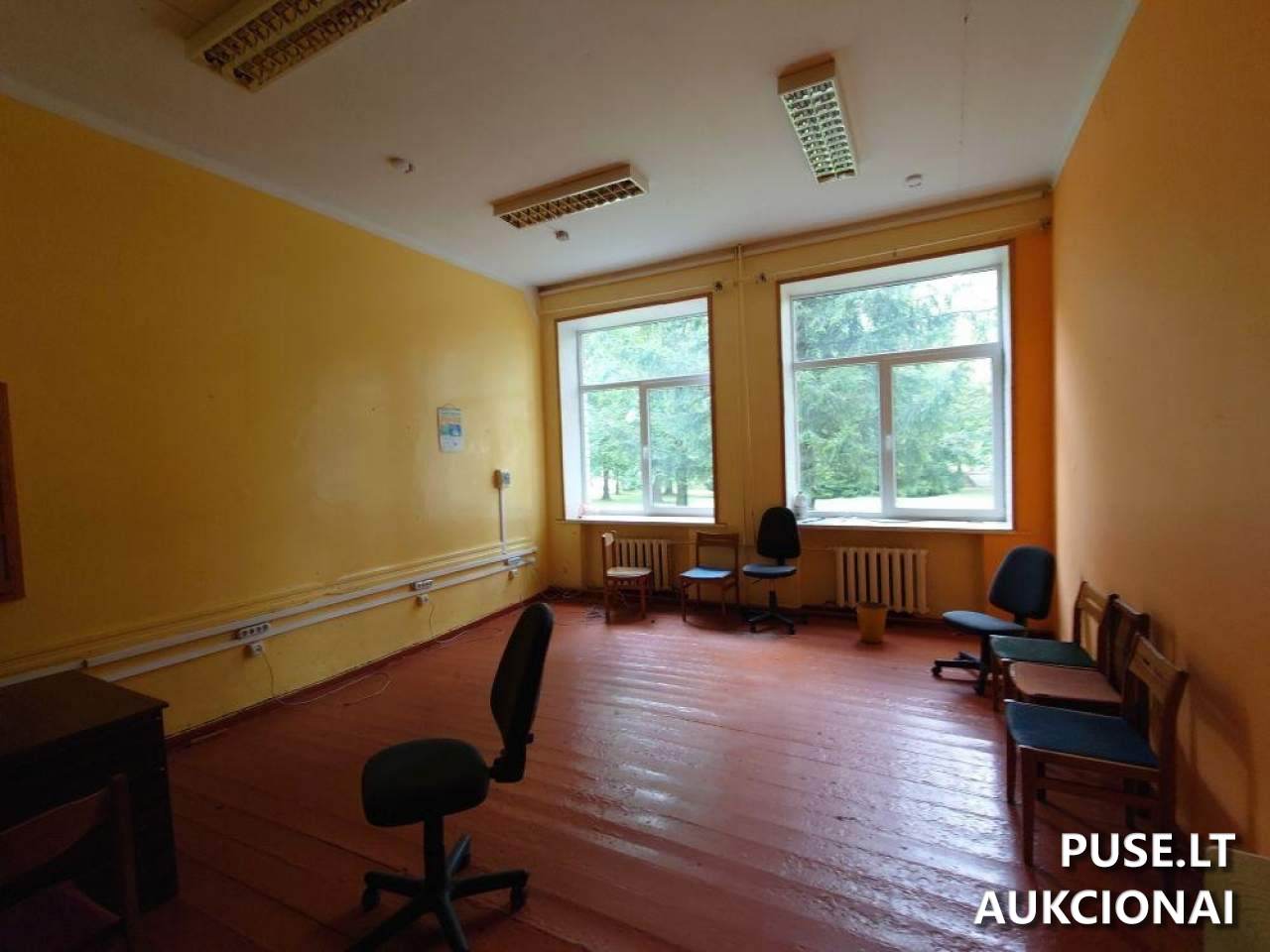 Mokykla Pastatai Mokyklos g. 26, 71372 Gotlybiškiai, Šakių sen., Šakių r. sav. 4
