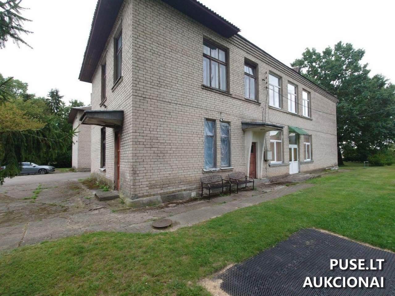 Mokykla Pastatai Mokyklos g. 26, 71372 Gotlybiškiai, Šakių sen., Šakių r. sav. 9
