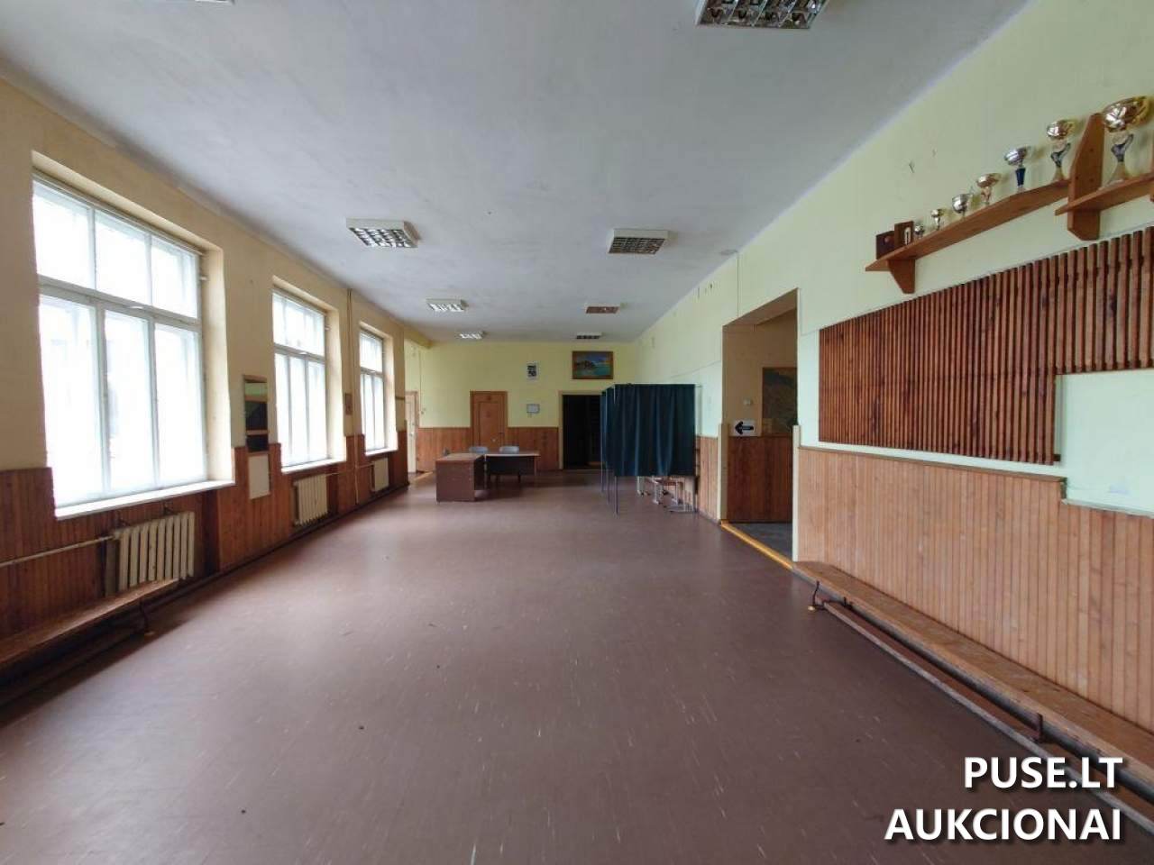 Mokykla Pastatai Mokyklos g. 26, 71372 Gotlybiškiai, Šakių sen., Šakių r. sav. 14