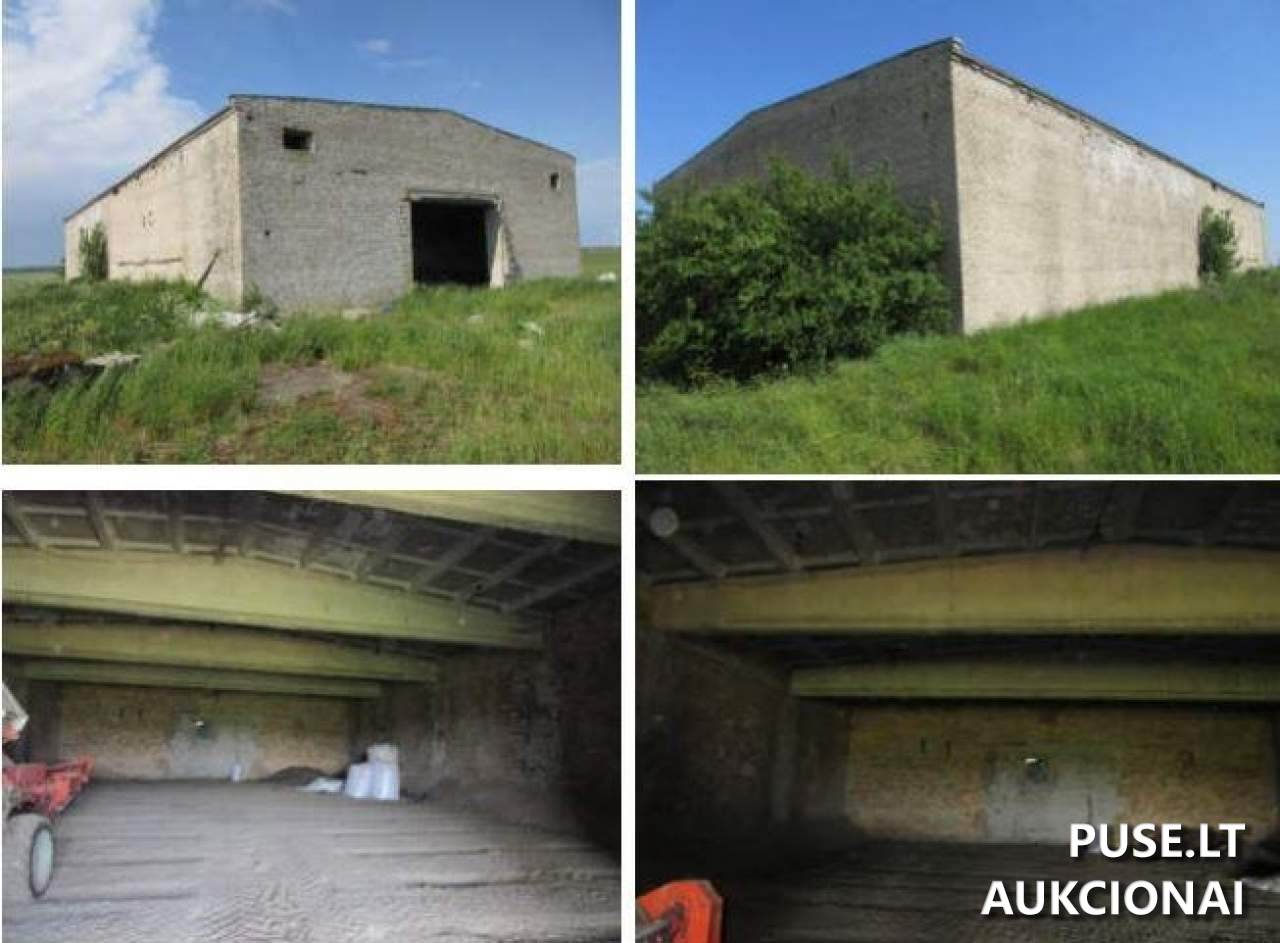 Šakniavaisių saugykla Pastatai Bundalų g. 8, 99400 Kukorai, Saugų sen., Šilutės r. sav. 1
