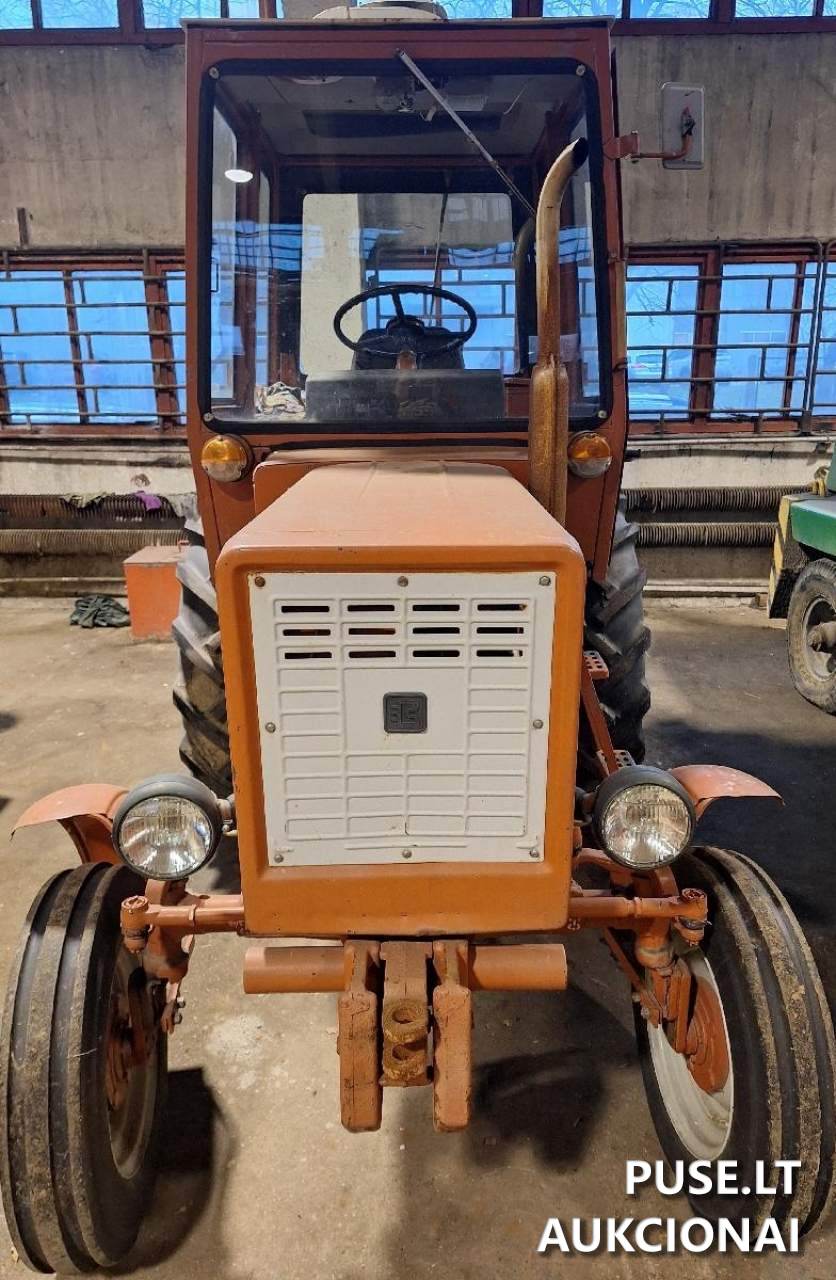Traktorius T25A Traktoriai, savaeigės mašinos, priekabos, puspriekabės 4