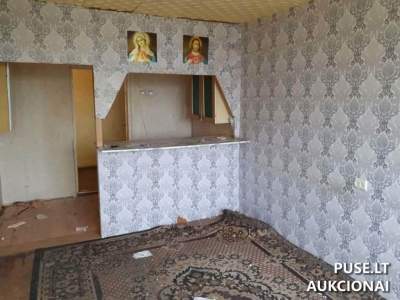 Mažos kainos 26 kv.m. 1 kambario butas su rūsiu Plungėje V. Mačernio g. 49 pradinė kaina 3600 EUR