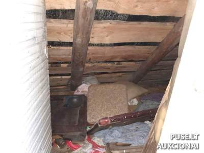 Parduodamas butas su priklausiniais Telšių rajone, Šauklių kaimyne, pradinė kaina 1000 EUR