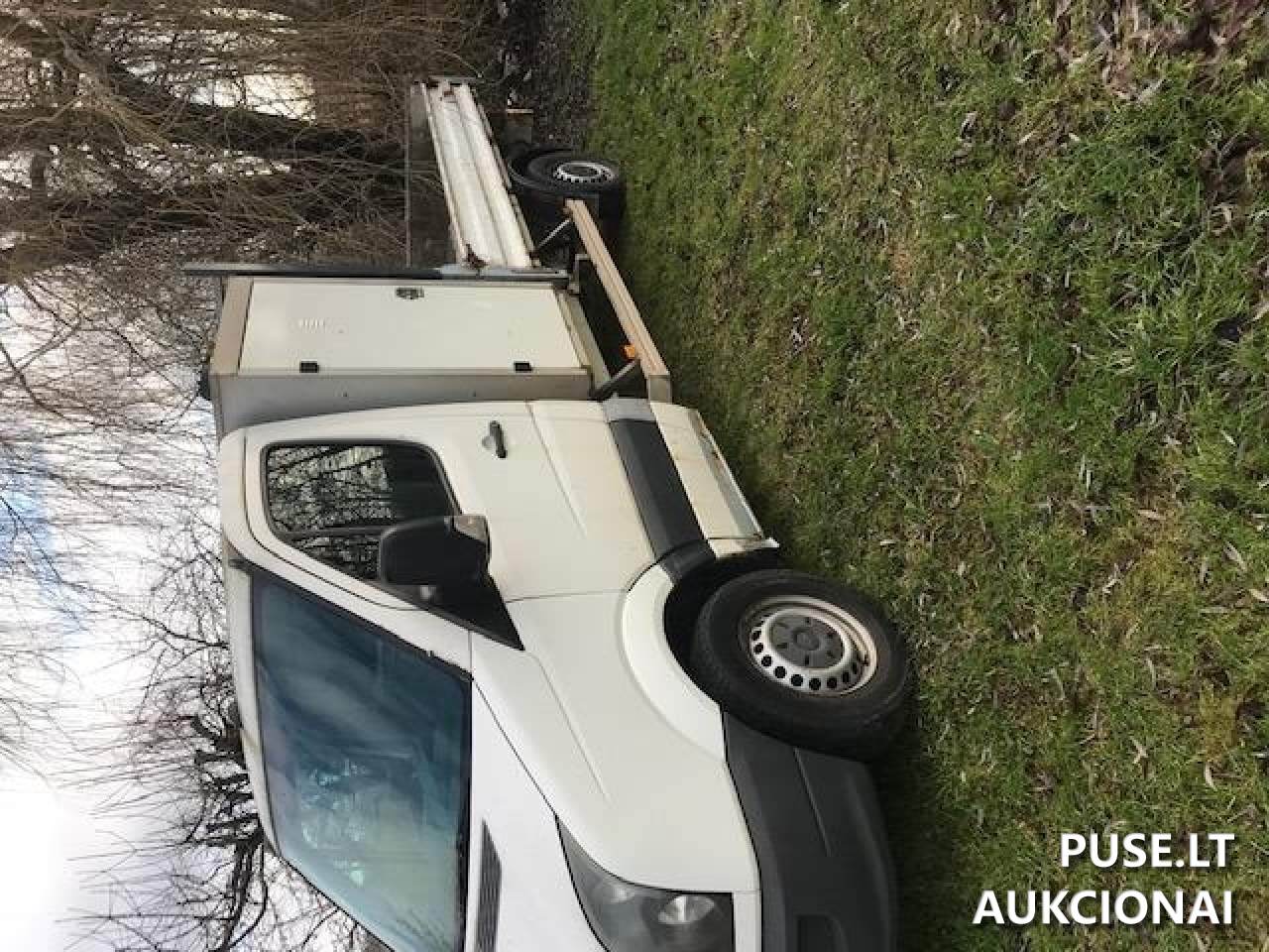 Automobilis VOLKSWAGEN CRAFTER Krovininis automobilis iki 3,5t. 2