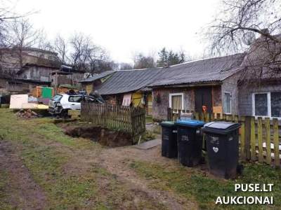 Ūkio pastato dalis Vilniuje, Žemojoje g. 39, pradinė kaina 1100 EUR – Investavimo galimybė