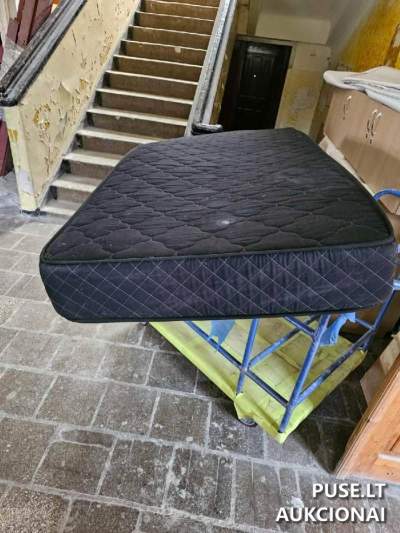 Ilgalikio turto aukcionas nuo 24805 EUR - parduodamas MB "Čiobiškio slėnis" turtas