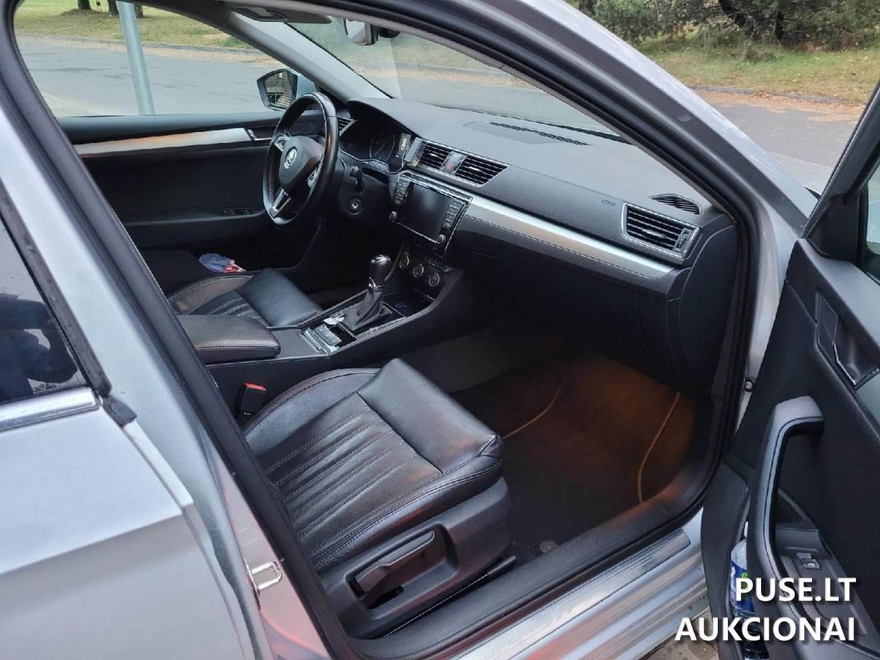 Škoda Superb Lengvasis automobilis 1