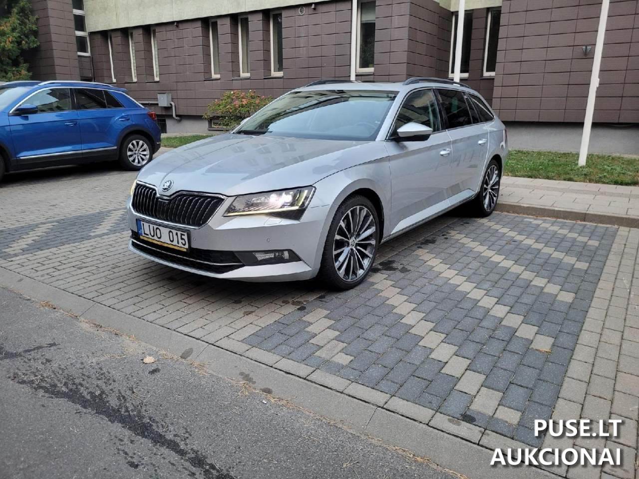Škoda Superb Lengvasis automobilis 2