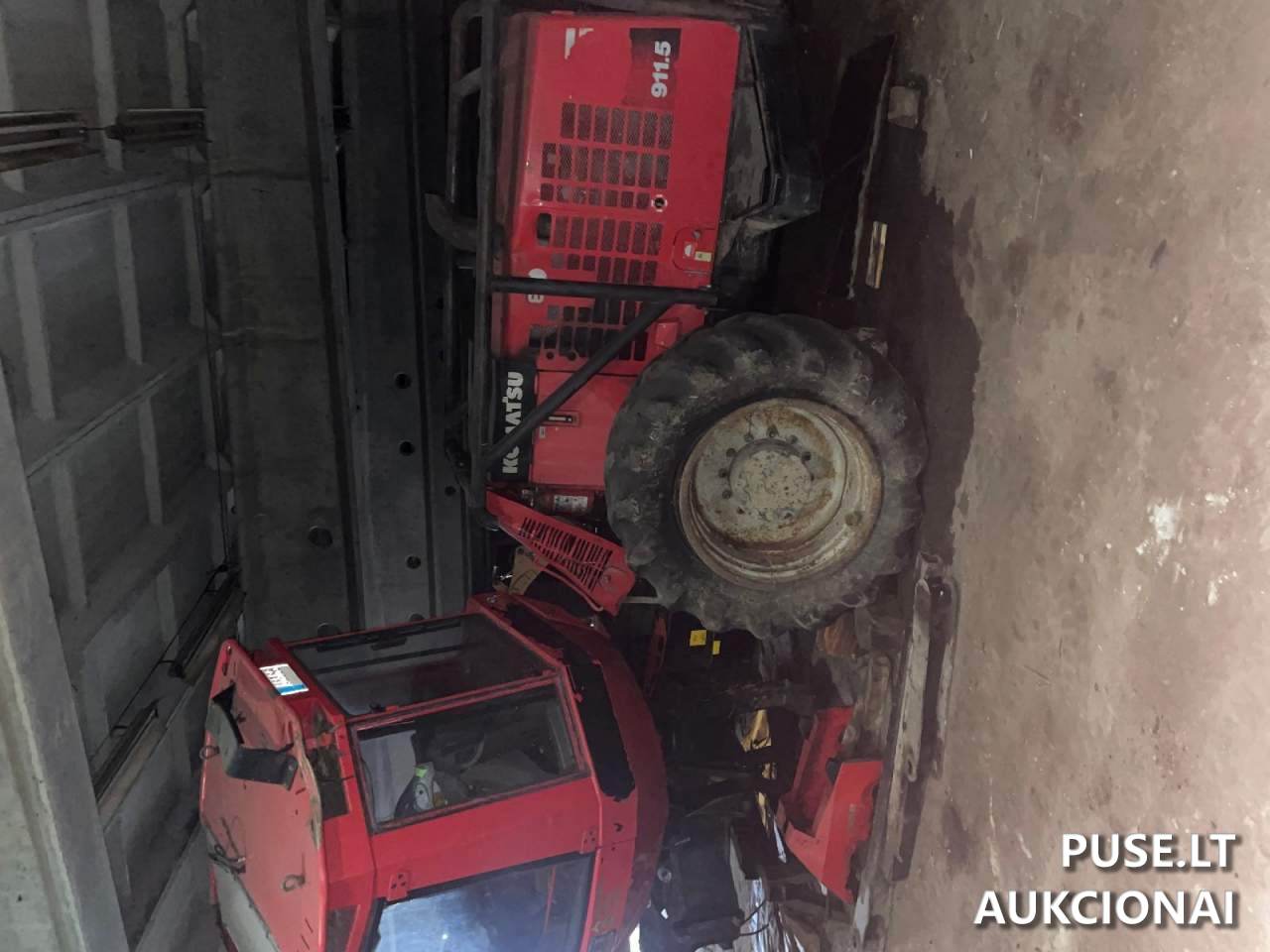 Medkirtė KOMATSU 911.5/360.2 Inv. nr. 03-2464 Traktoriai, savaeigės mašinos, priekabos, puspriekabės 1