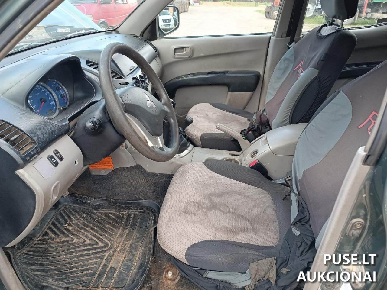 Lengvasis automobilis MITSUBISHI L200 Inv. Nr. 06-03-73 Traktoriai, savaeigės mašinos, priekabos, puspriekabės 4