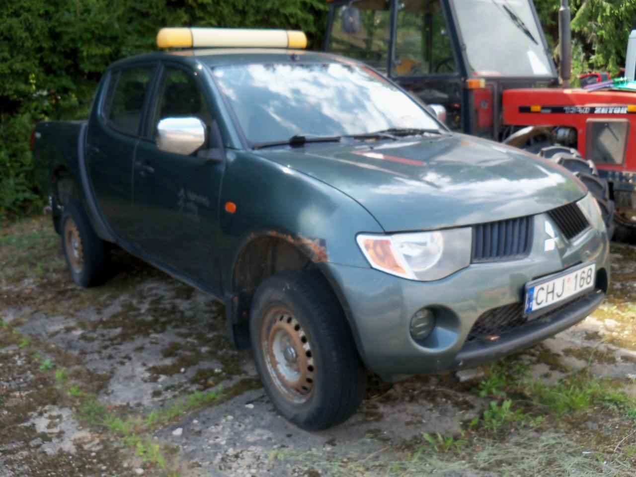 Lengvasis automobilis	MITSUBISHI	L200 Inv. nr. 05-0741-1 Traktoriai, savaeigės mašinos, priekabos, puspriekabės 5