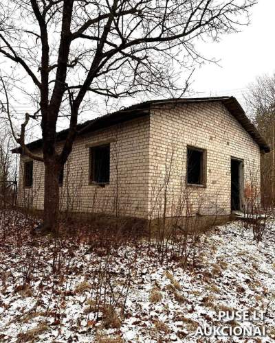 Avarinė dirbtuvių pastato dalis Vilniaus rajone (Kalvelių k.) pradinė kaina 10000 EUR