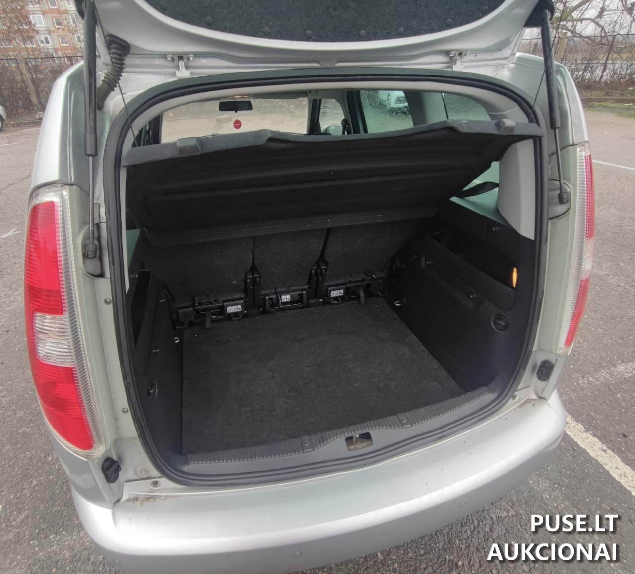 Skoda Roomster Lengvasis automobilis 1