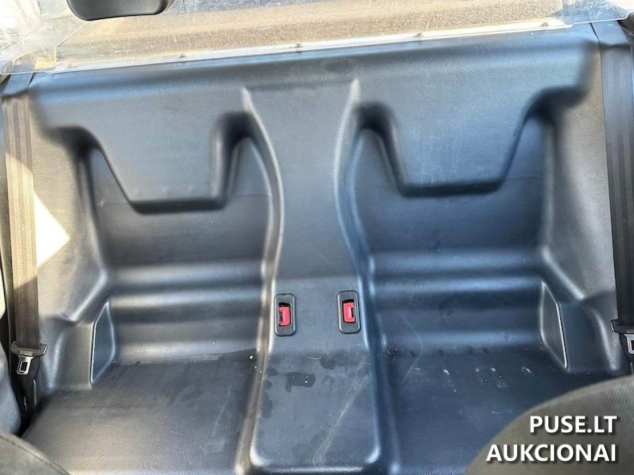 Škoda Yeti Keleivinis automobilis 12