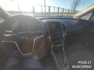 Dyzelinis Opel Astra 2011 m. automobilis Klaipėdoje, gera būklė, pradinė kaina 900 EUR